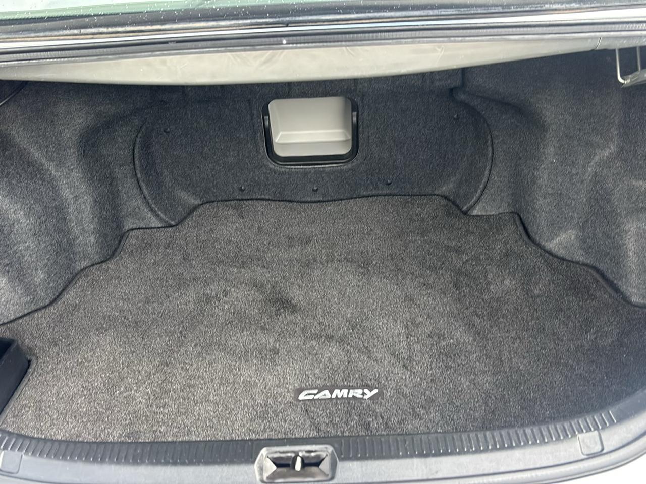 Toyota Camry XLE 5-Spd AT 2009