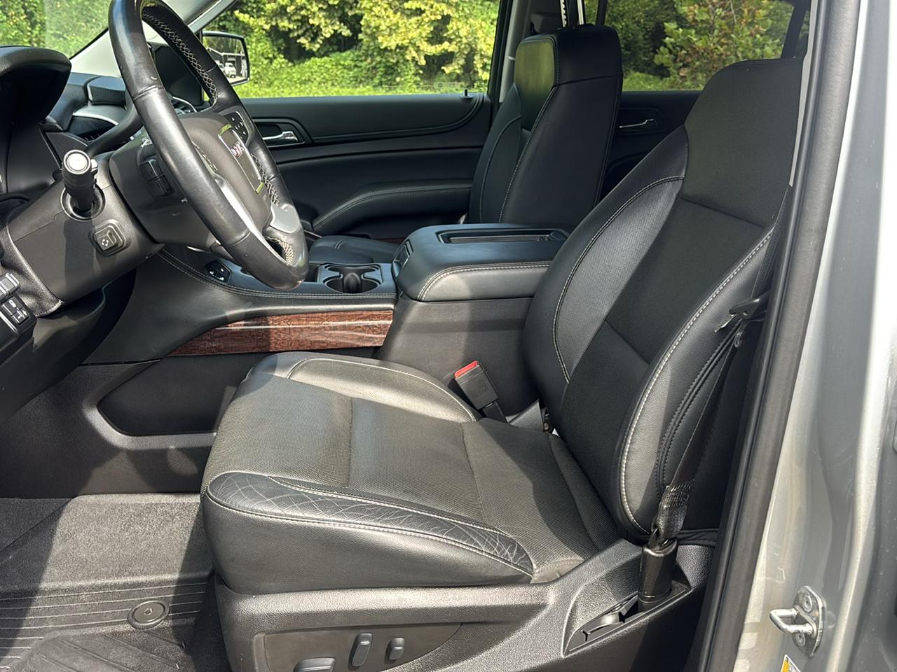 GMC Yukon SLT 2WD 2019
