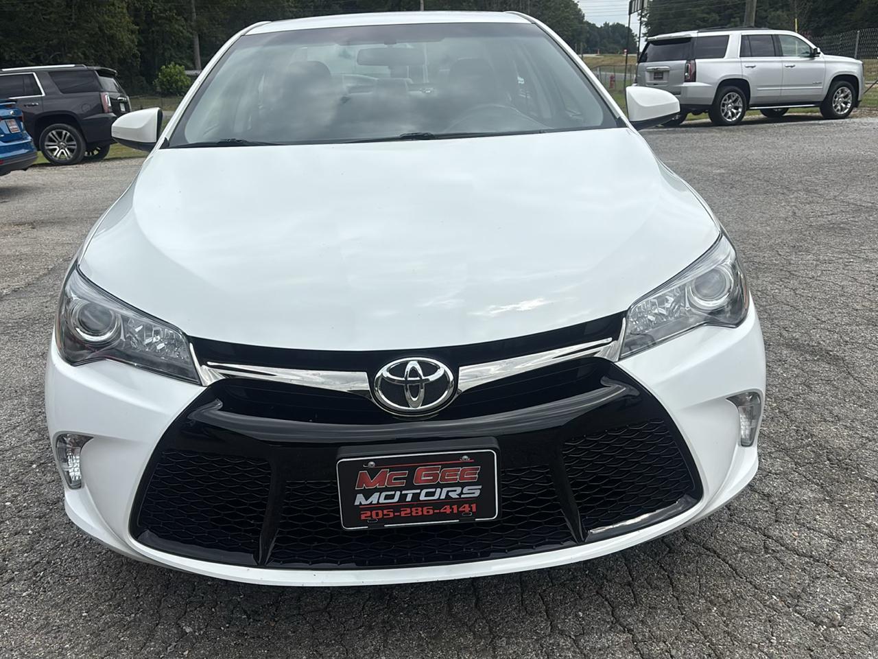Toyota Camry SE 2017
