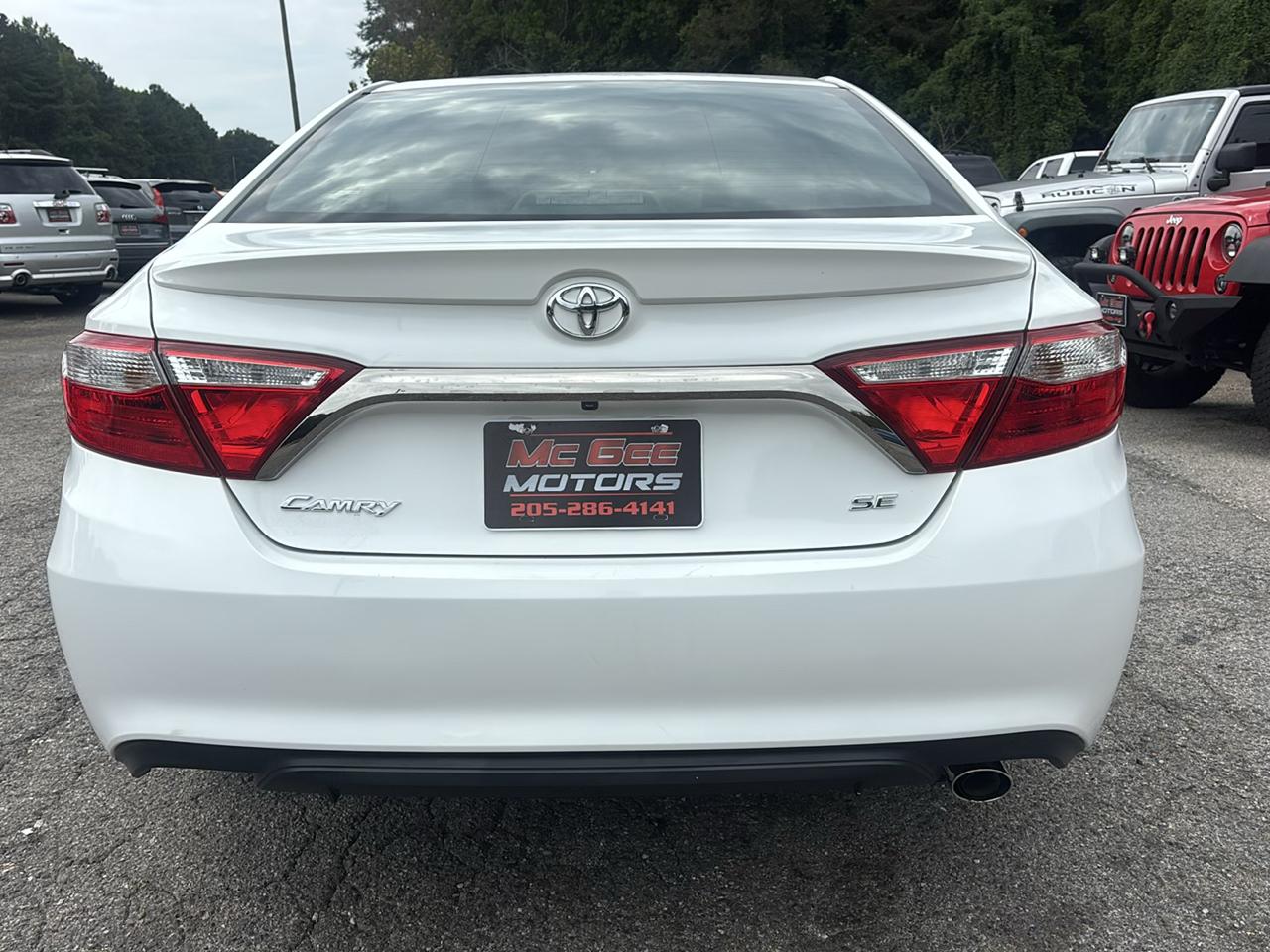 Toyota Camry SE 2017