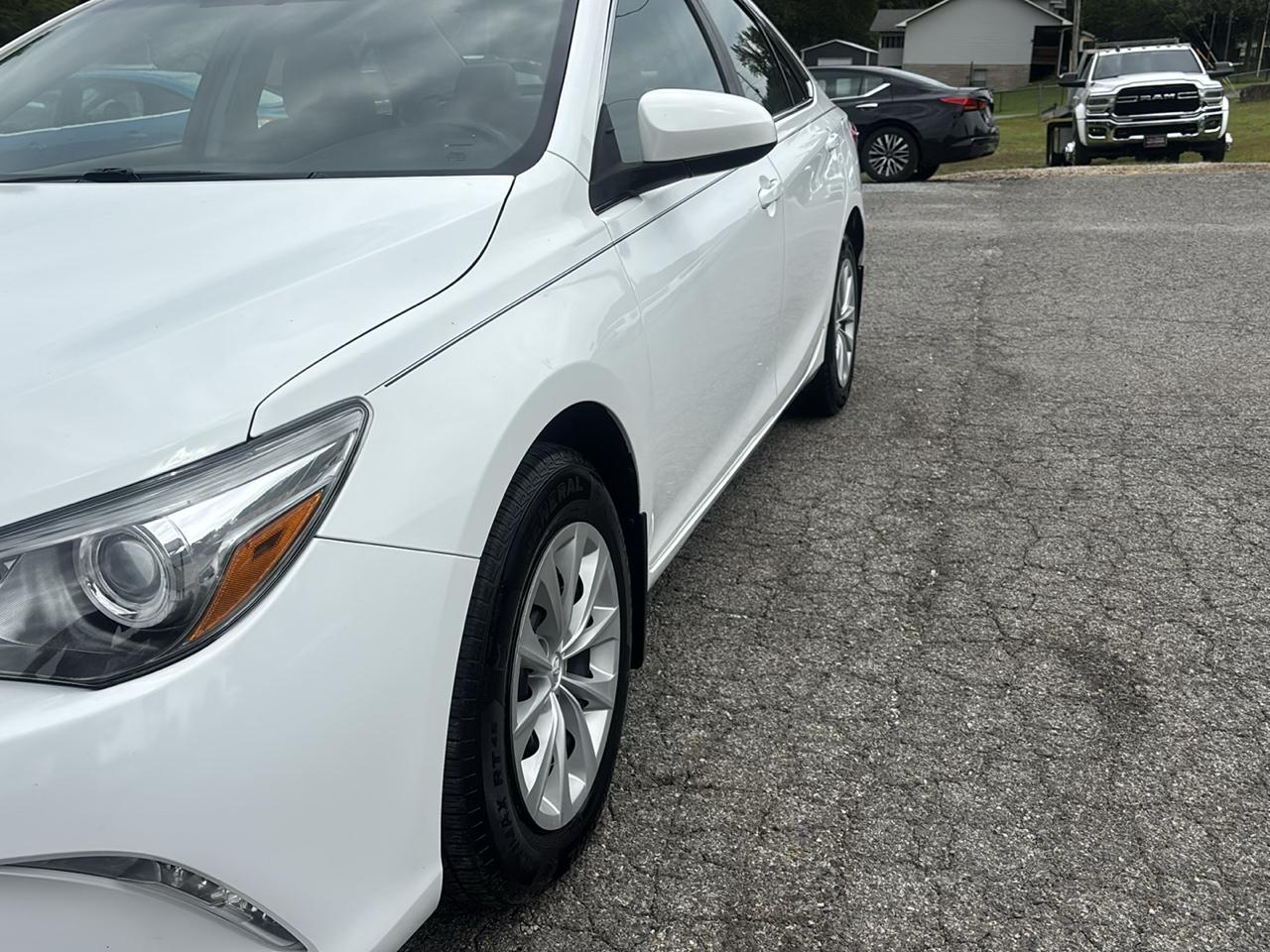 Toyota Camry SE 2017