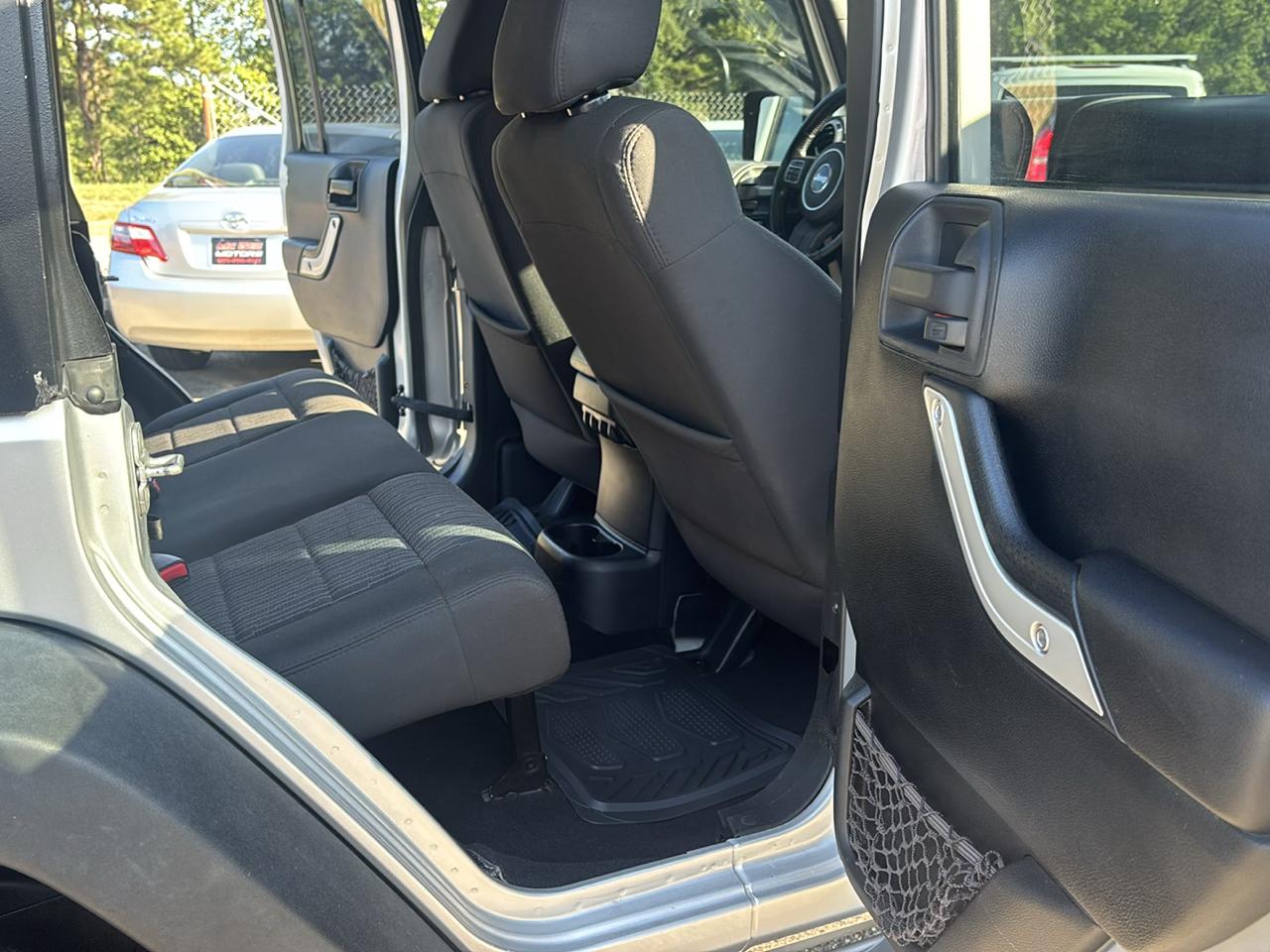 Jeep Wrangler Unlimited Rubicon 4WD 2012