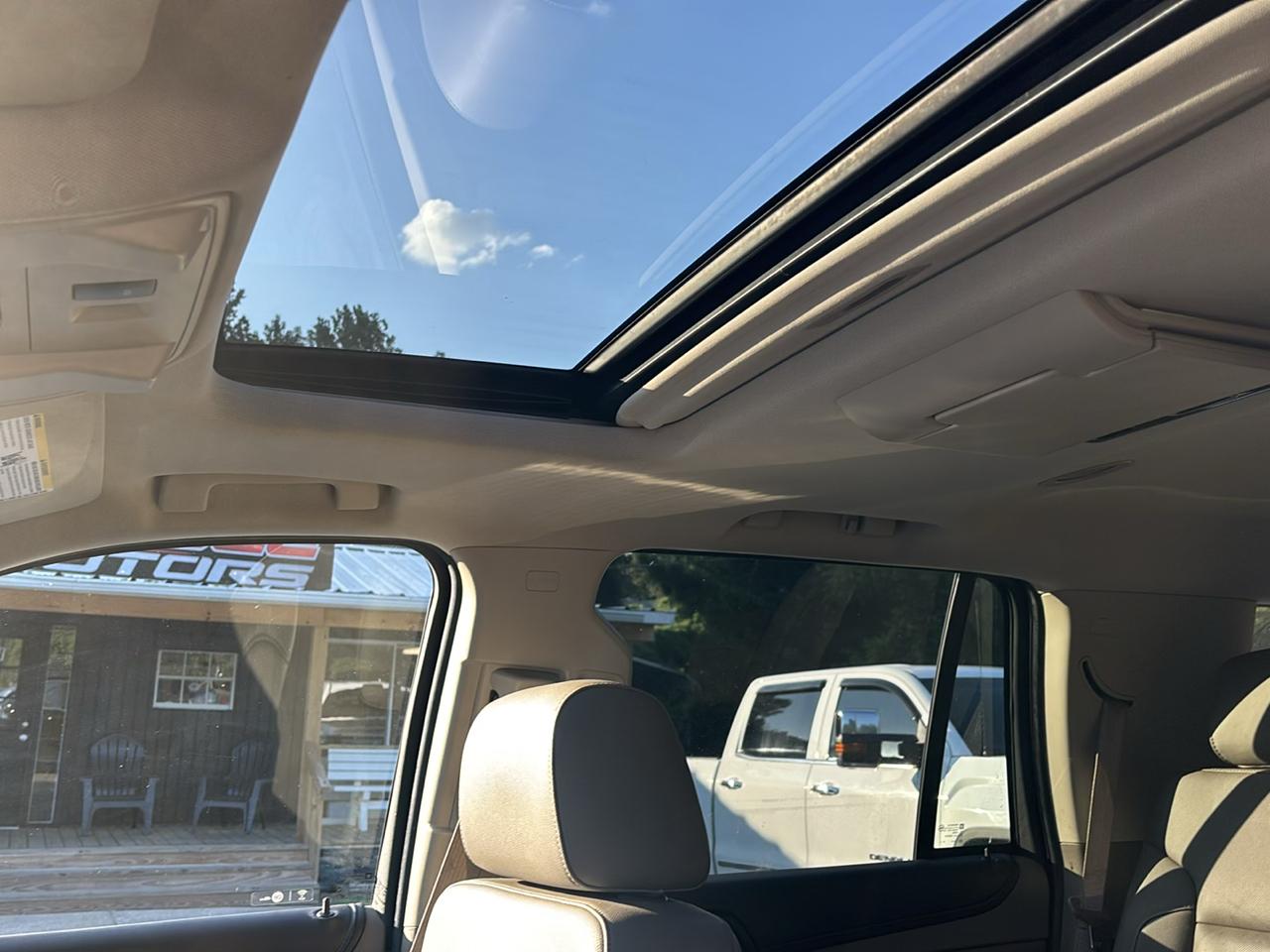 GMC Yukon SLT 4WD 2016
