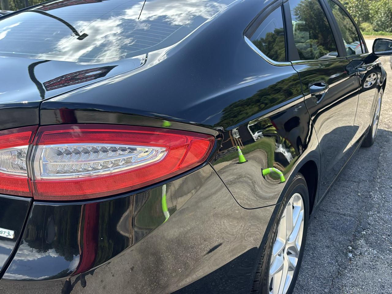 Ford Fusion SE 2016