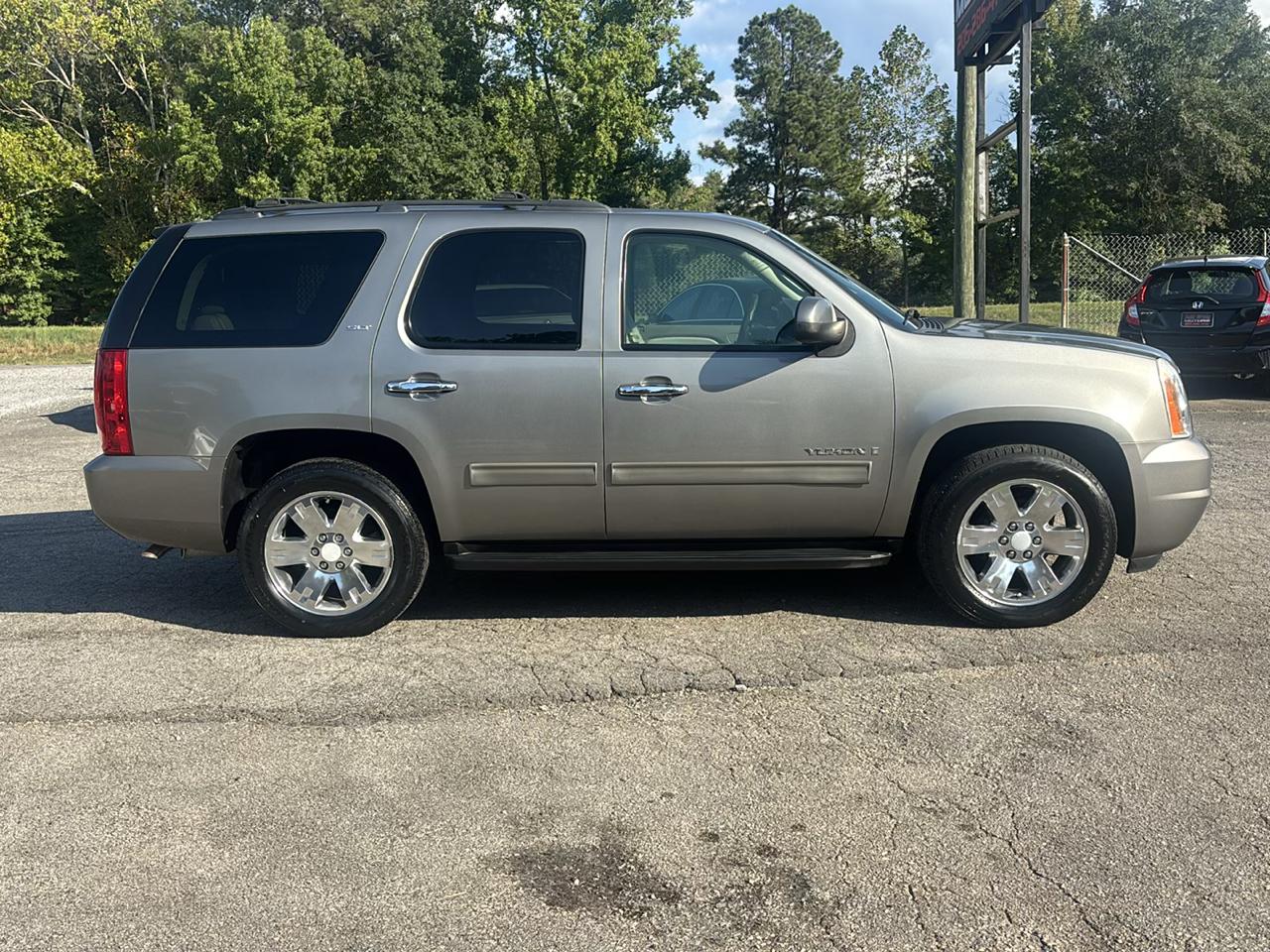 GMC Yukon SLT-1 2WD 2009