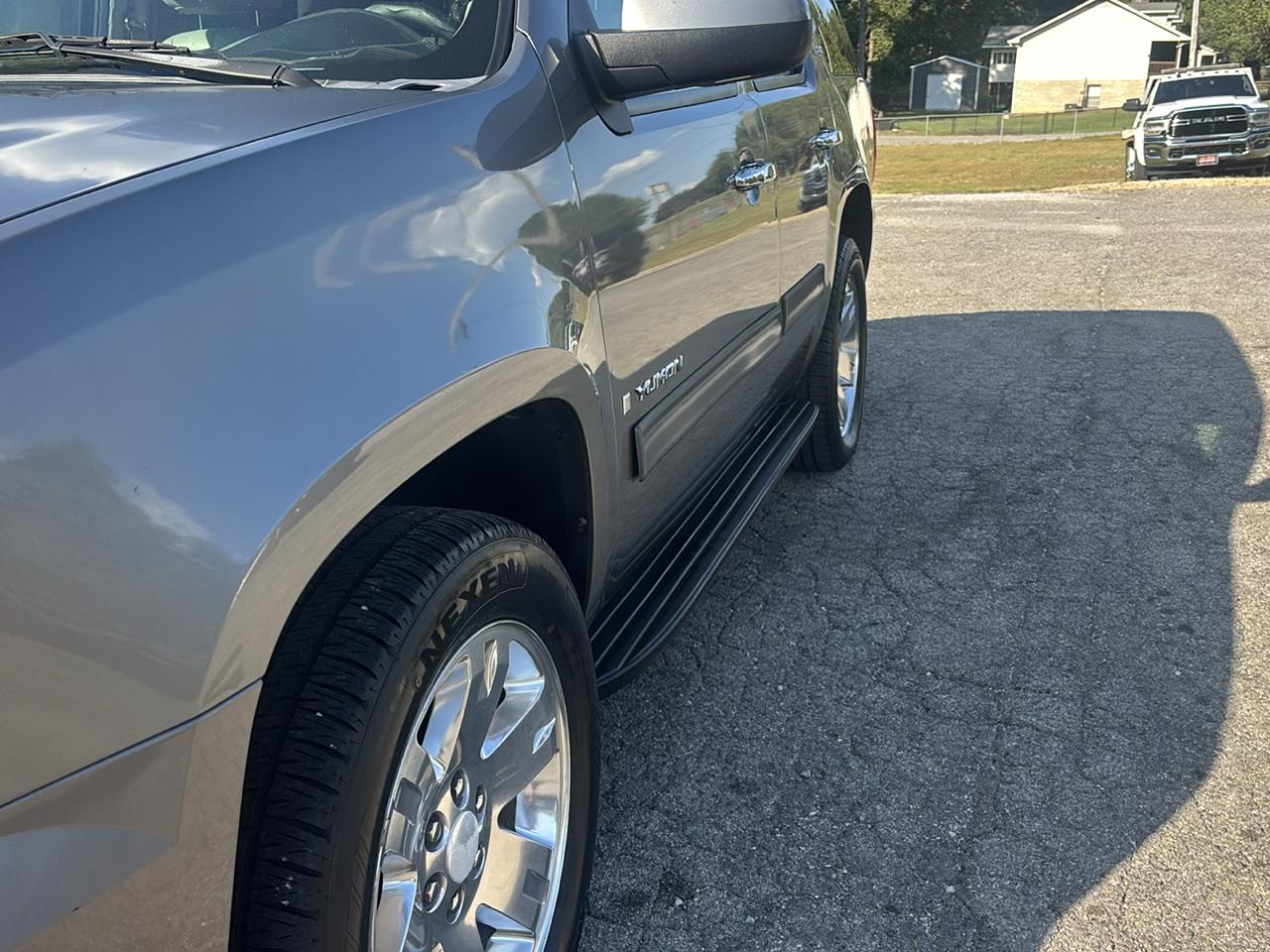 GMC Yukon SLT-1 2WD 2009