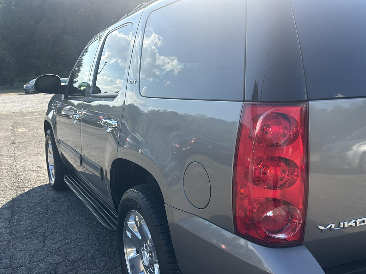 GMC Yukon SLT-1 2WD 2009