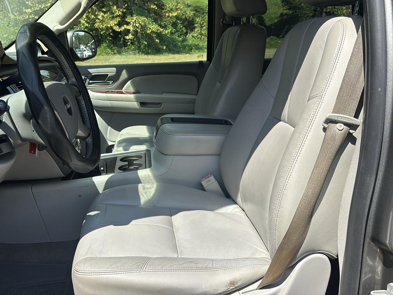 GMC Yukon SLT-1 2WD 2009