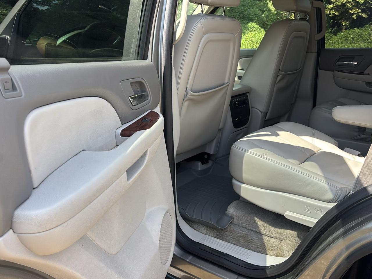 GMC Yukon SLT-1 2WD 2009