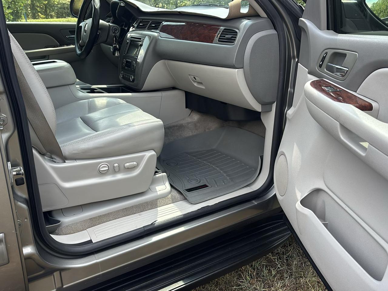 GMC Yukon SLT-1 2WD 2009