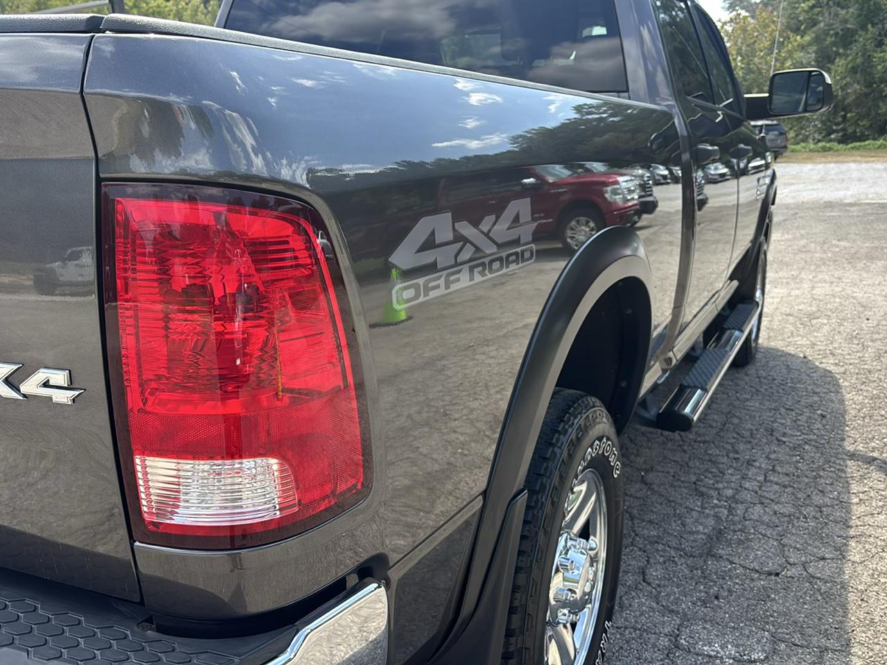 RAM 2500 Tradesman Crew Cab SWB 4WD 2017