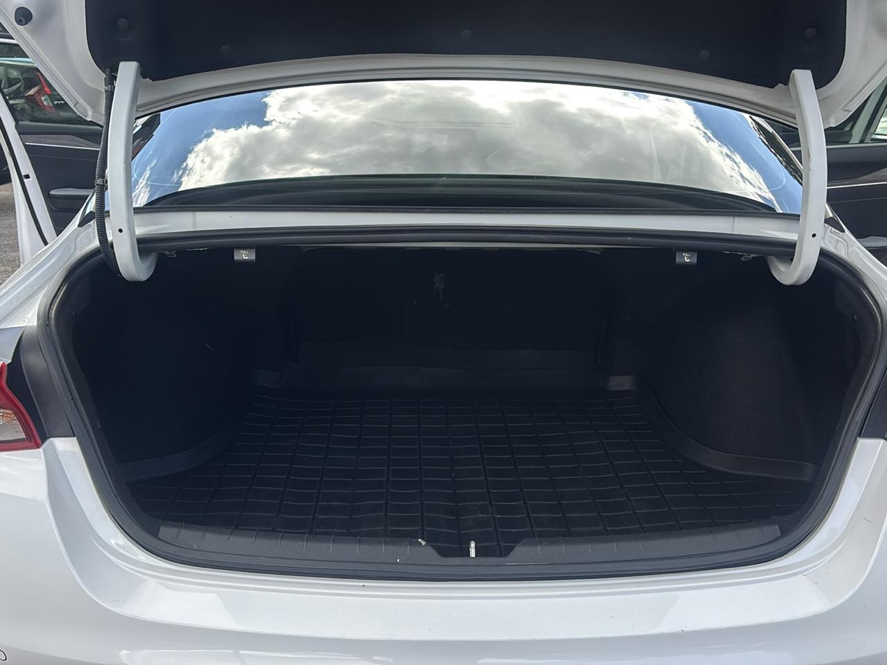 Kia K5 EX 2021