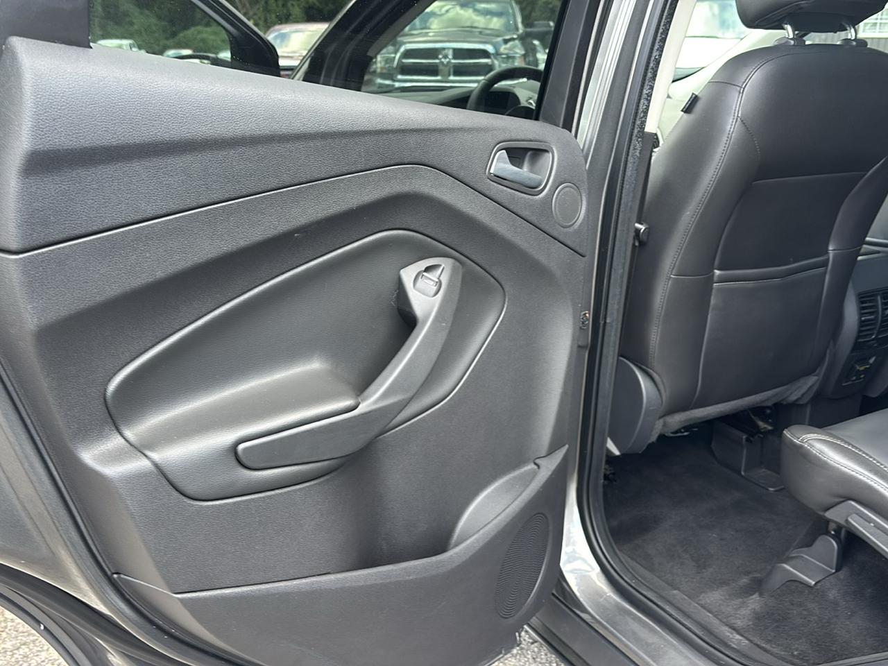 Ford Escape Titanium FWD 2014