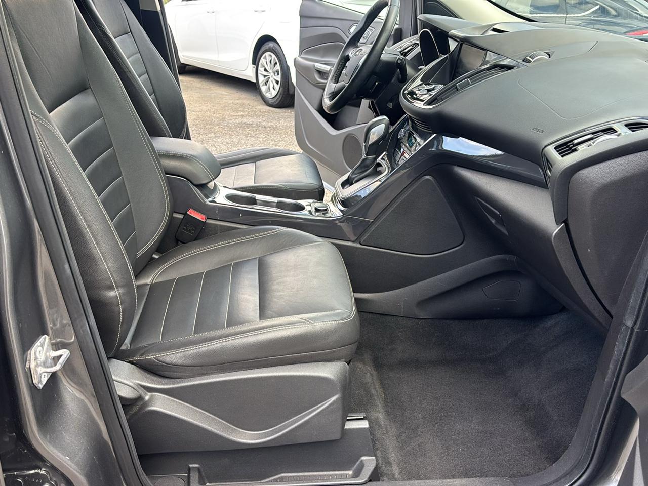 Ford Escape Titanium FWD 2014