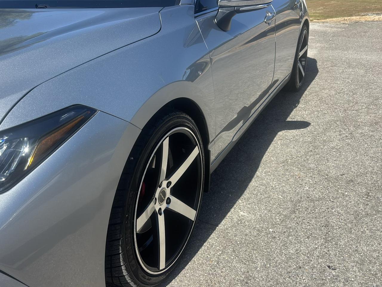 Toyota Avalon XLE 2019