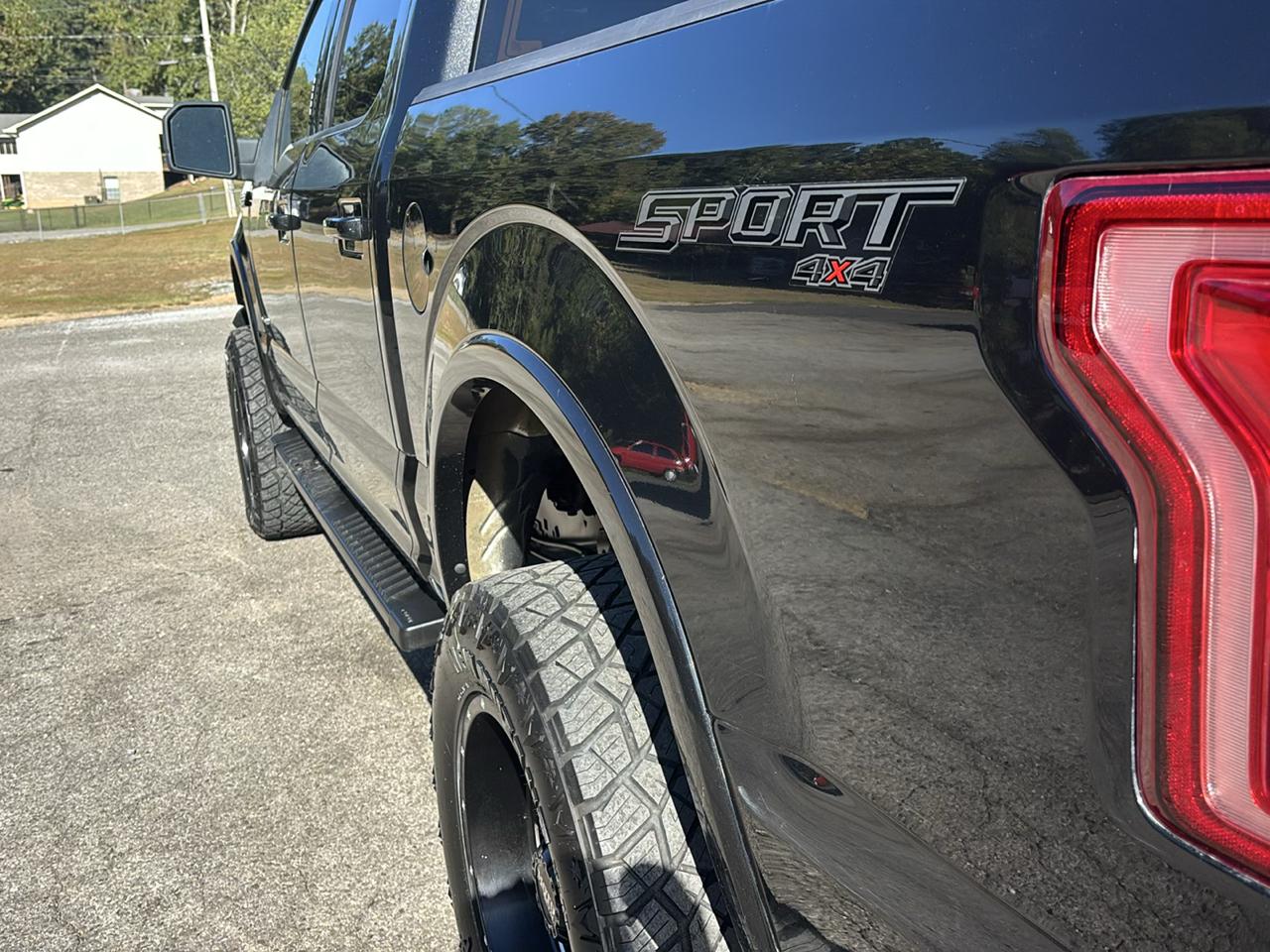 Ford F-150 XL SuperCrew 5.5-ft. Bed 4WD 2015