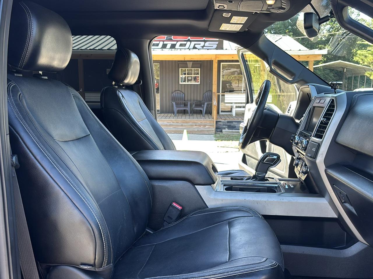 Ford F-150 XL SuperCrew 5.5-ft. Bed 4WD 2015