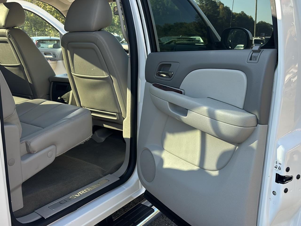 Chevrolet Silverado 1500 LTZ Crew Cab 4WD 2012