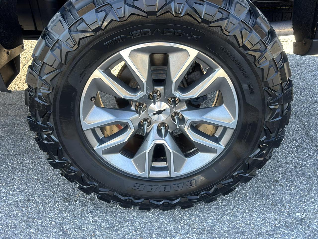 Chevrolet Silverado 1500 RST Crew Cab 4WD 2021