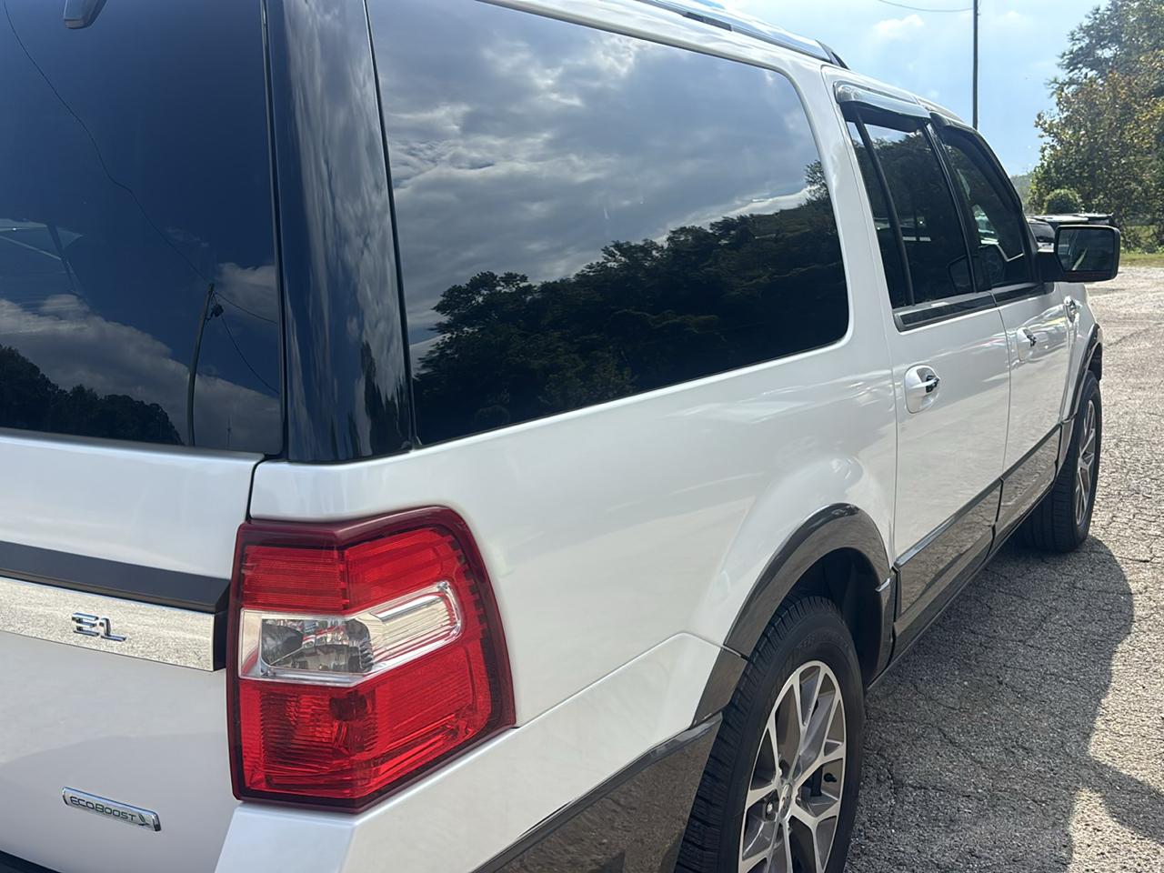 Ford Expedition EL XLT 2WD 2015