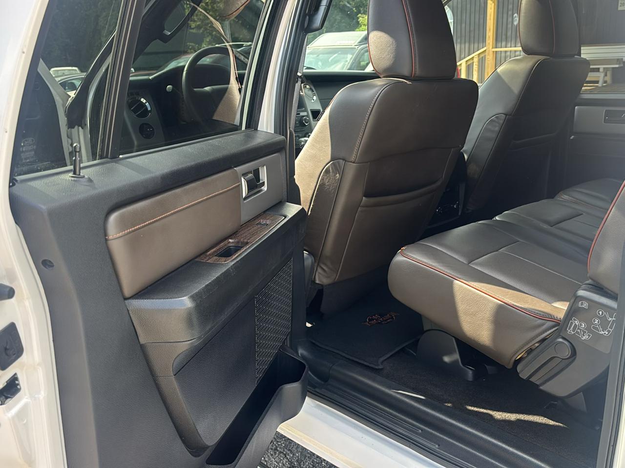 Ford Expedition EL XLT 2WD 2015