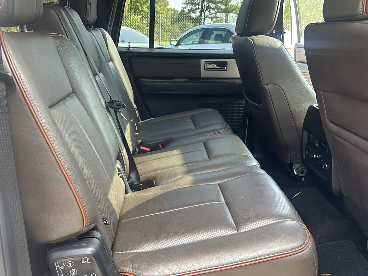 Ford Expedition EL XLT 2WD 2015