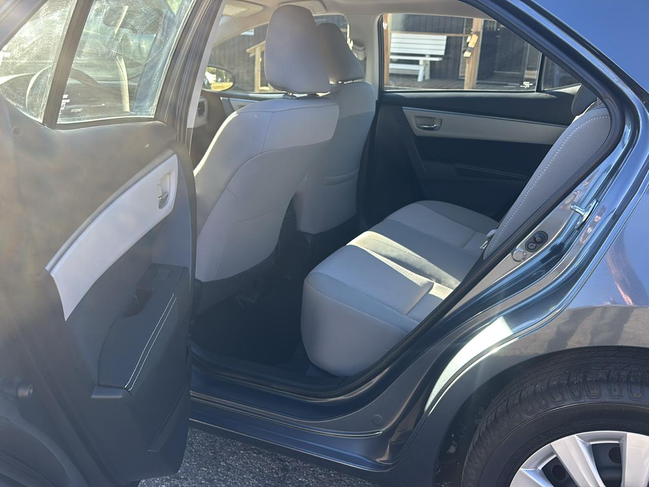 Toyota Corolla LE 4D Sedan 2014