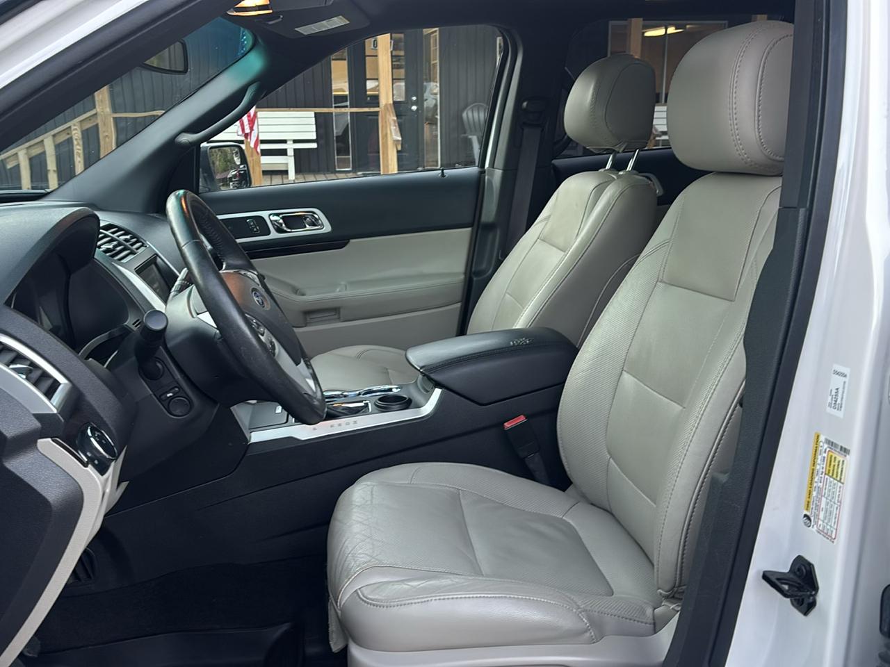 Ford Explorer Limited FWD 2015