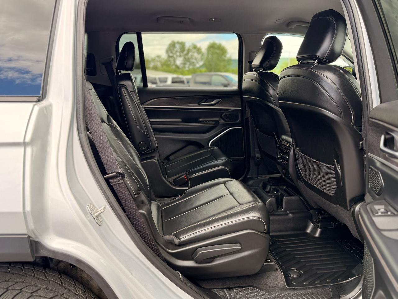 Jeep Grand Cherokee L Limited 4x4 2021