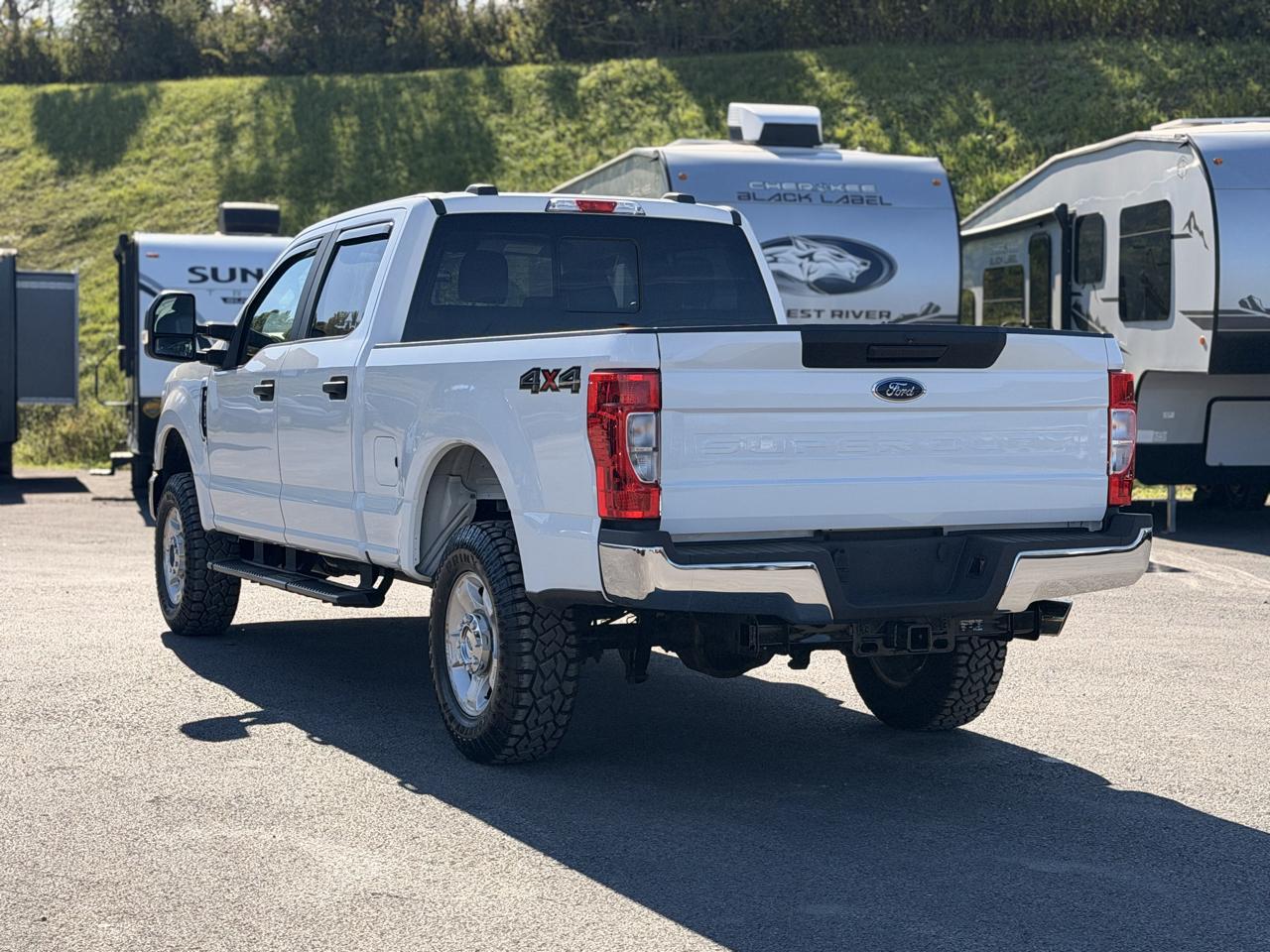 Ford F-250 SD XL Crew Cab 4WD 2022