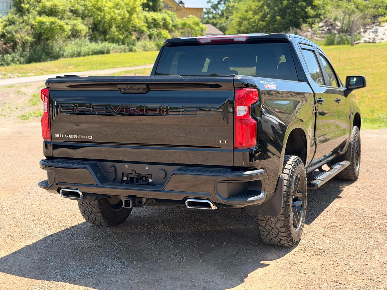 Chevrolet Silverado 1500 Trail Boss LT Crew Cab 4WD 2023