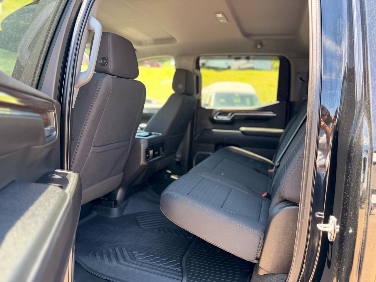 Chevrolet Silverado 1500 Trail Boss LT Crew Cab 4WD 2023