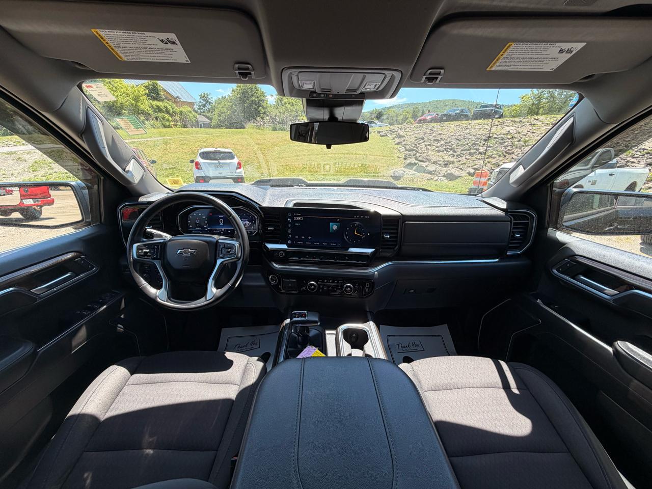 Chevrolet Silverado 1500 Trail Boss LT Crew Cab 4WD 2023