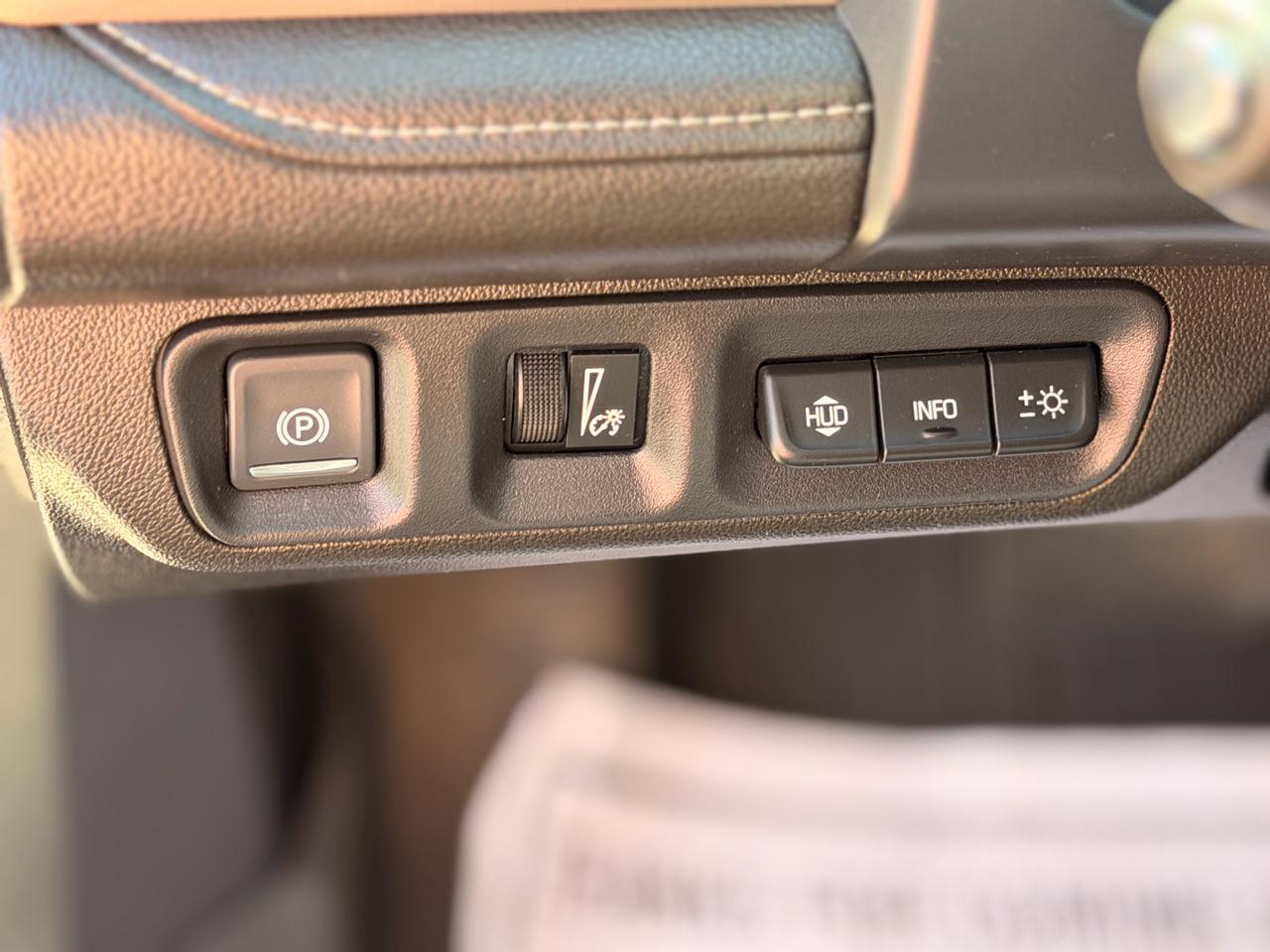 GMC Acadia Denali AWD 2022