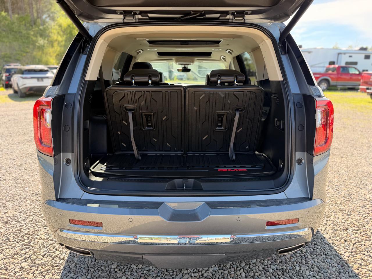 GMC Acadia Denali AWD 2022