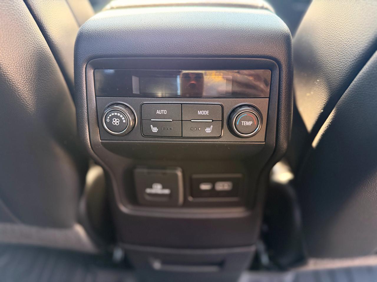 GMC Acadia Denali AWD 2022