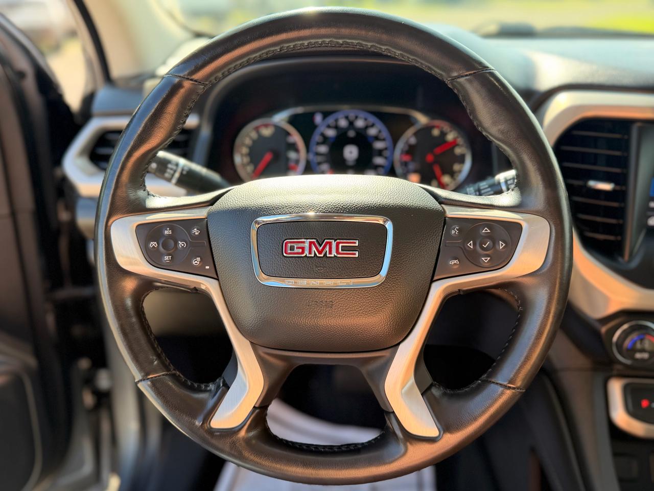 GMC Acadia Denali AWD 2022