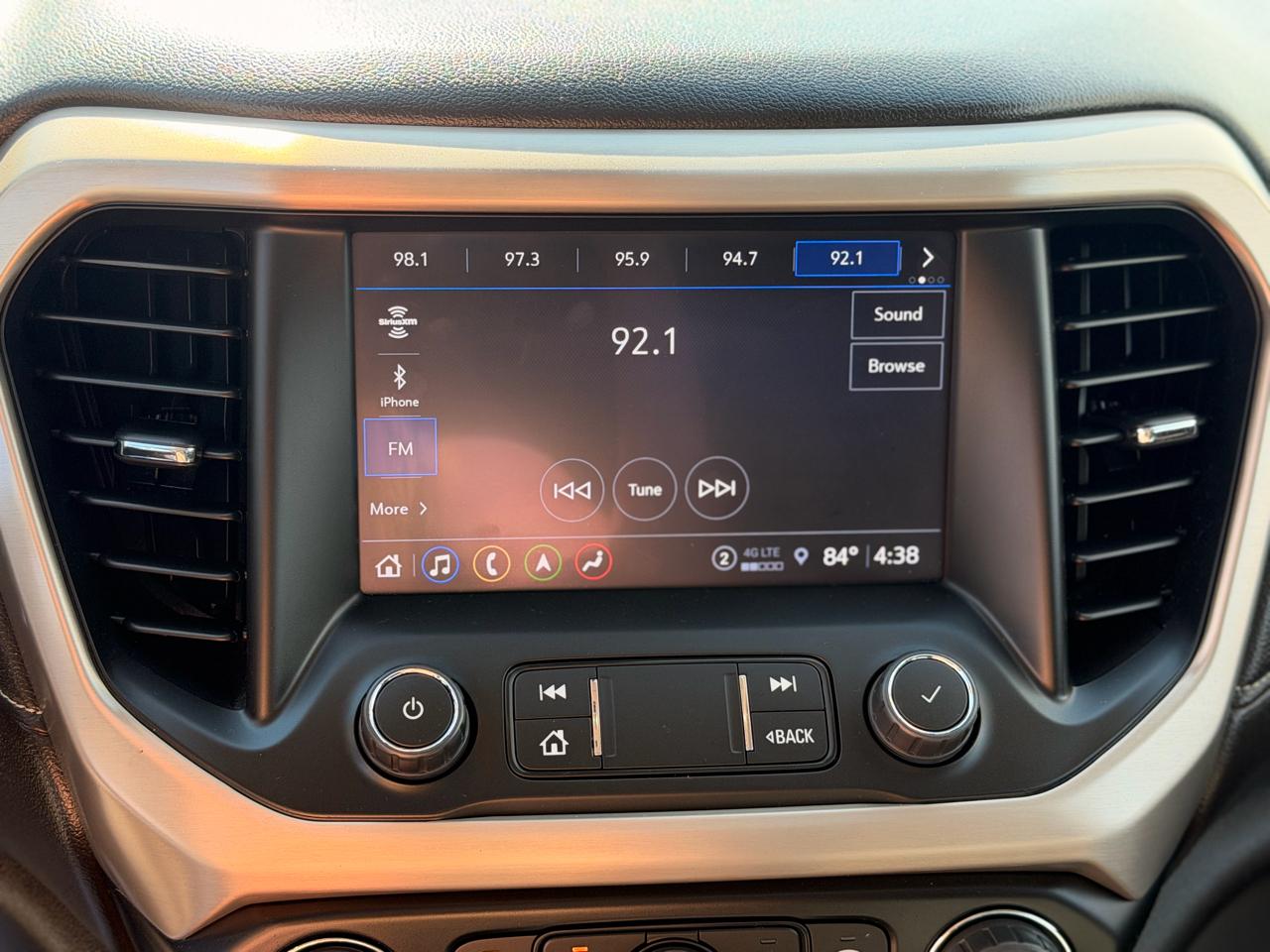 GMC Acadia Denali AWD 2022