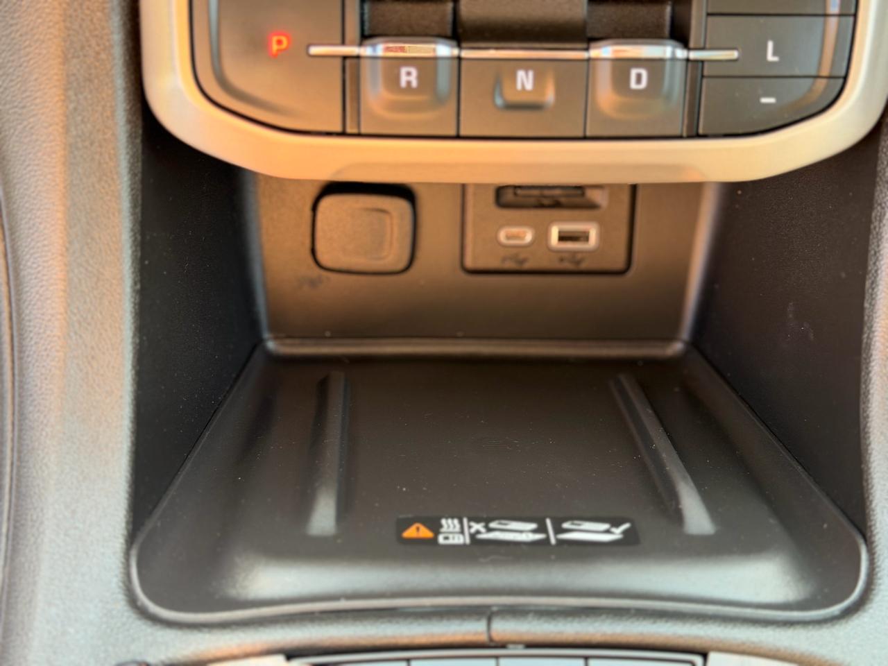 GMC Acadia Denali AWD 2022