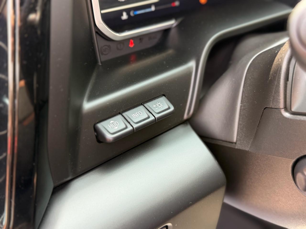 GMC Sierra 1500 AT4 Crew Cab 4WD 2022