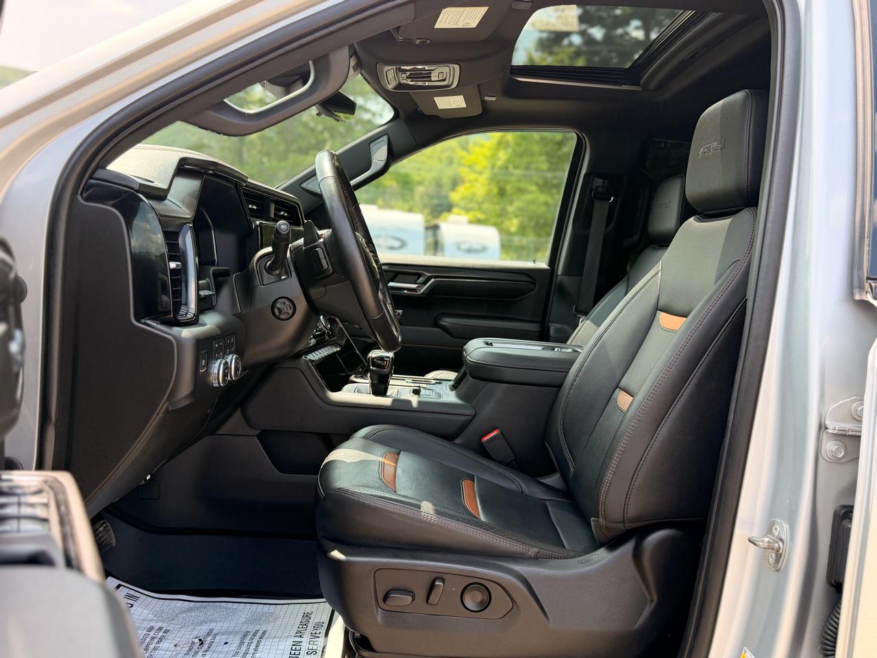 GMC Sierra 1500 AT4 Crew Cab 4WD 2022