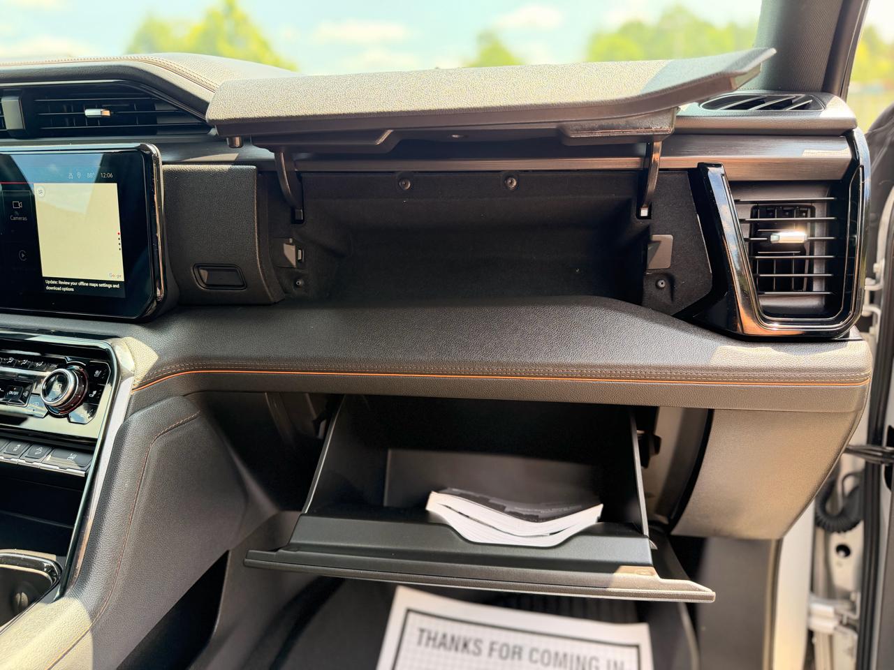 GMC Sierra 1500 AT4 Crew Cab 4WD 2022