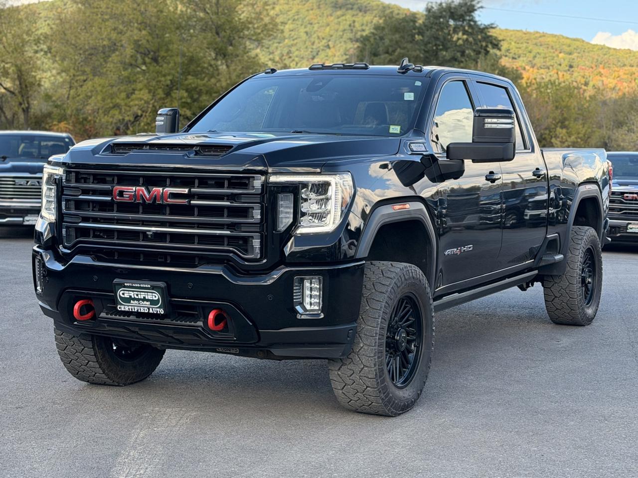 GMC Sierra 2500HD AT4 Crew Cab 4WD 2023
