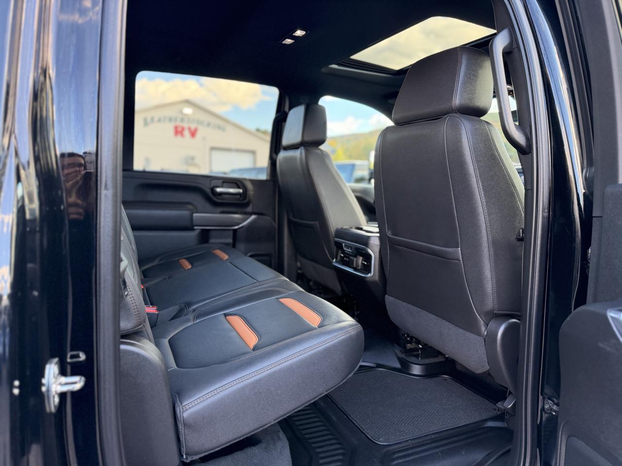 GMC Sierra 2500HD AT4 Crew Cab 4WD 2023