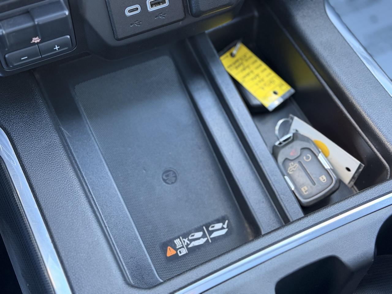 GMC Sierra 2500HD AT4 Crew Cab 4WD 2023