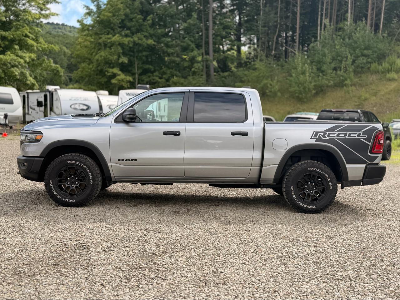 RAM 1500 Rebel Crew Cab 4WD 2025