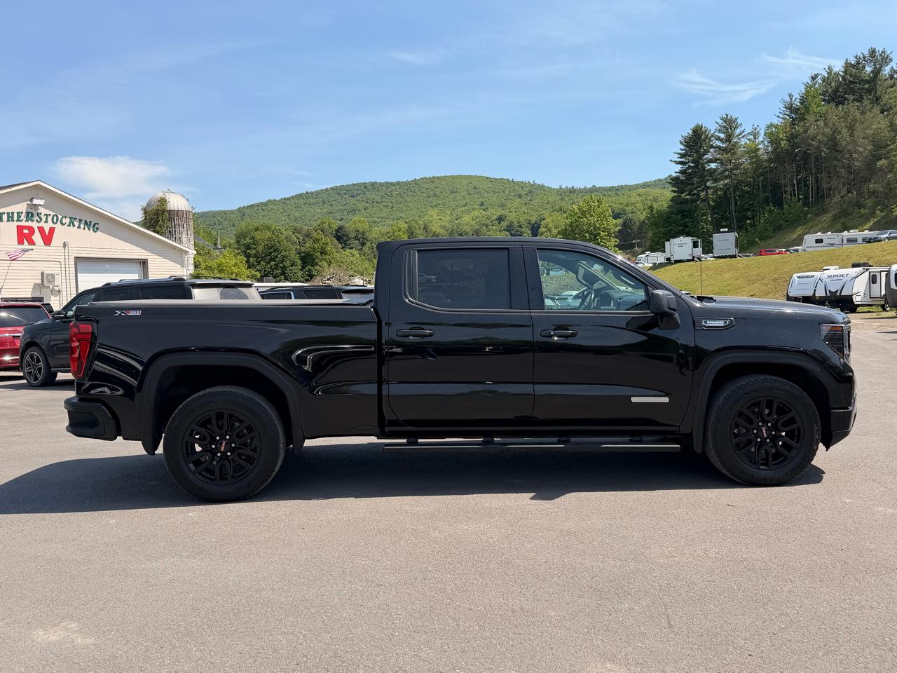 GMC Sierra 1500 Elevation Crew Cab 4WD 2024