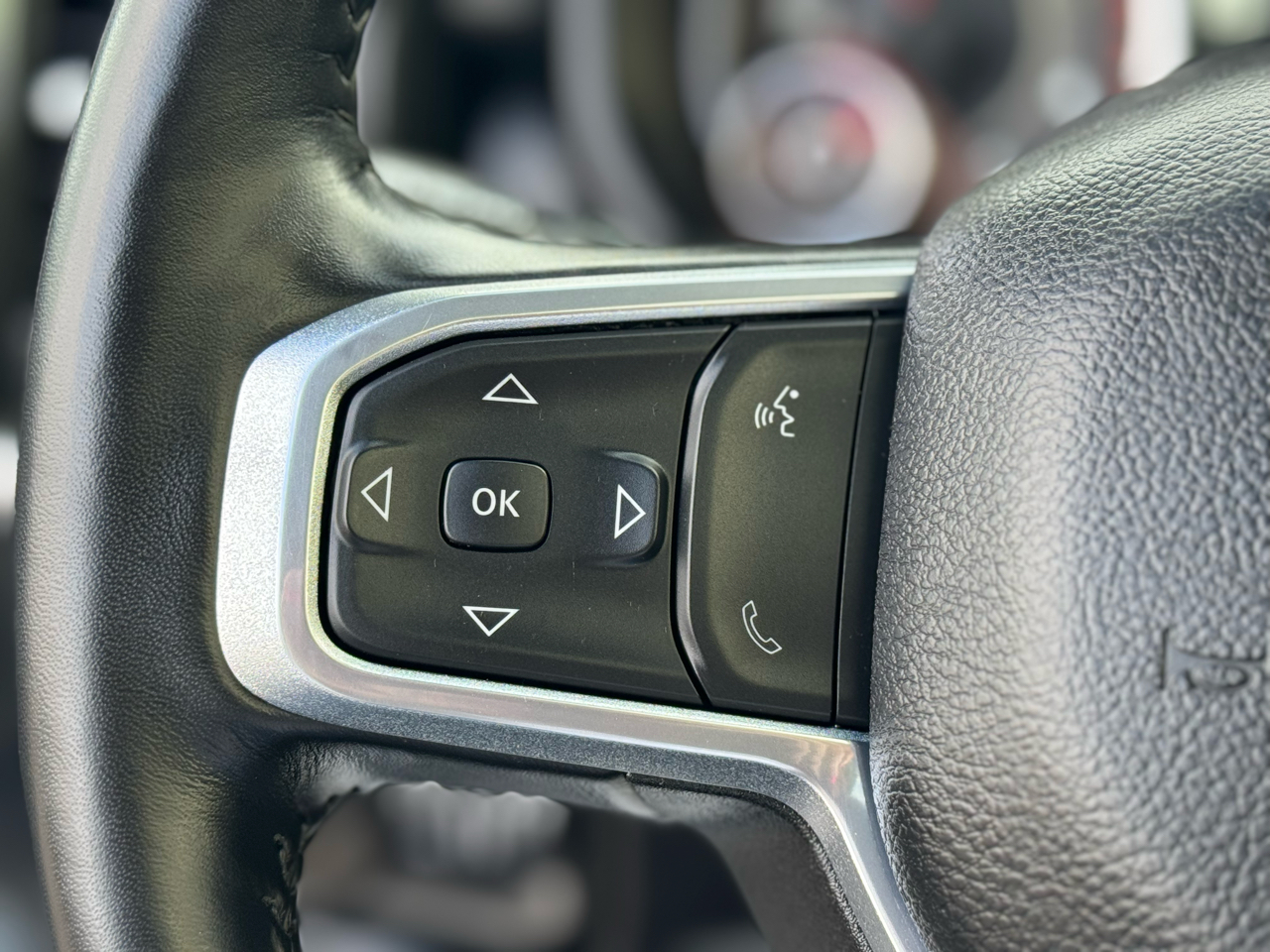 RAM 2500 Laramie Crew Cab 4WD 2024 RAM 2500 Laramie Crew Cab 4WD 2024