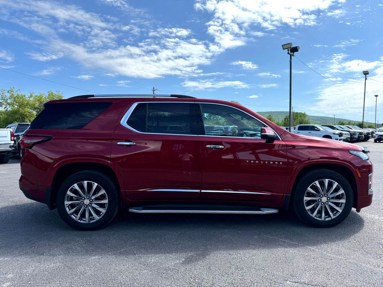2023 Chevrolet Traverse Premier photo 4
