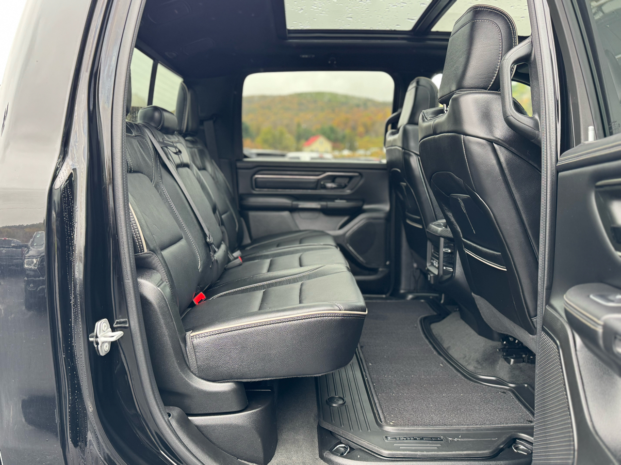 RAM 1500 Limited Crew Cab 4WD SWB 2023 RAM 1500 Limited Crew Cab 4WD SWB 2023